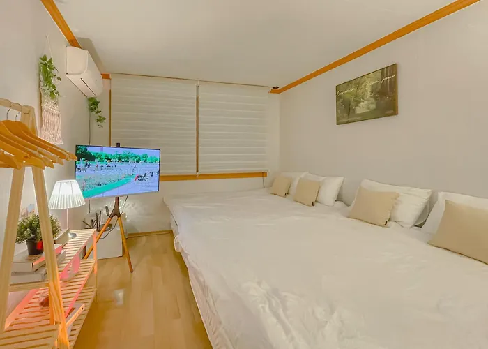 New#yeadam Stay#5 Minutes From Swimming Area#gwangalli#maximum 5 People#free Netflix#nearby Amenities *