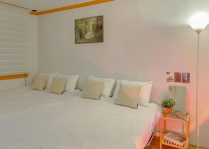 New#yeadam Stay#5 Minutes From Swimming Area#gwangalli#maximum 5 People#free Netflix#nearby Amenities Апартаменты *